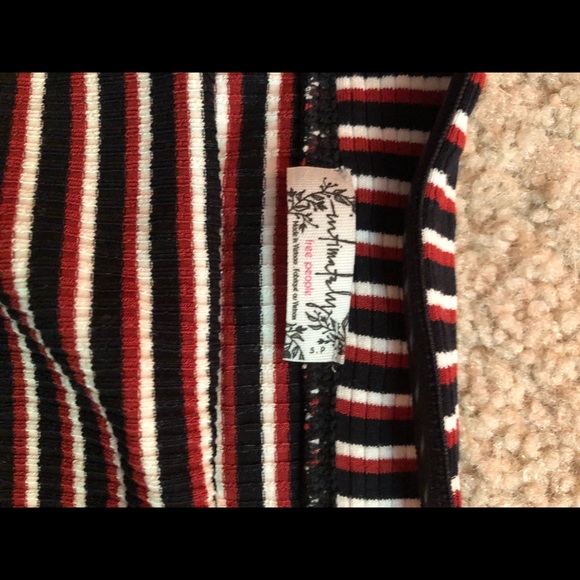 ✨Free People Top ✨ - Picture 2 of 2